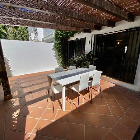 Escape To Serenity - 3 Bedroom Townhouse By The Sea! * 마르베야