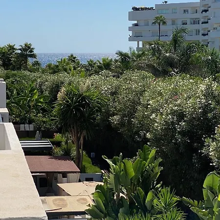 Escape To Serenity - 3 Bedroom Townhouse By The Sea! 펜션 *