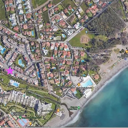 Escape To Serenity - 3 Bedroom Townhouse By The Sea! 펜션 마르베야